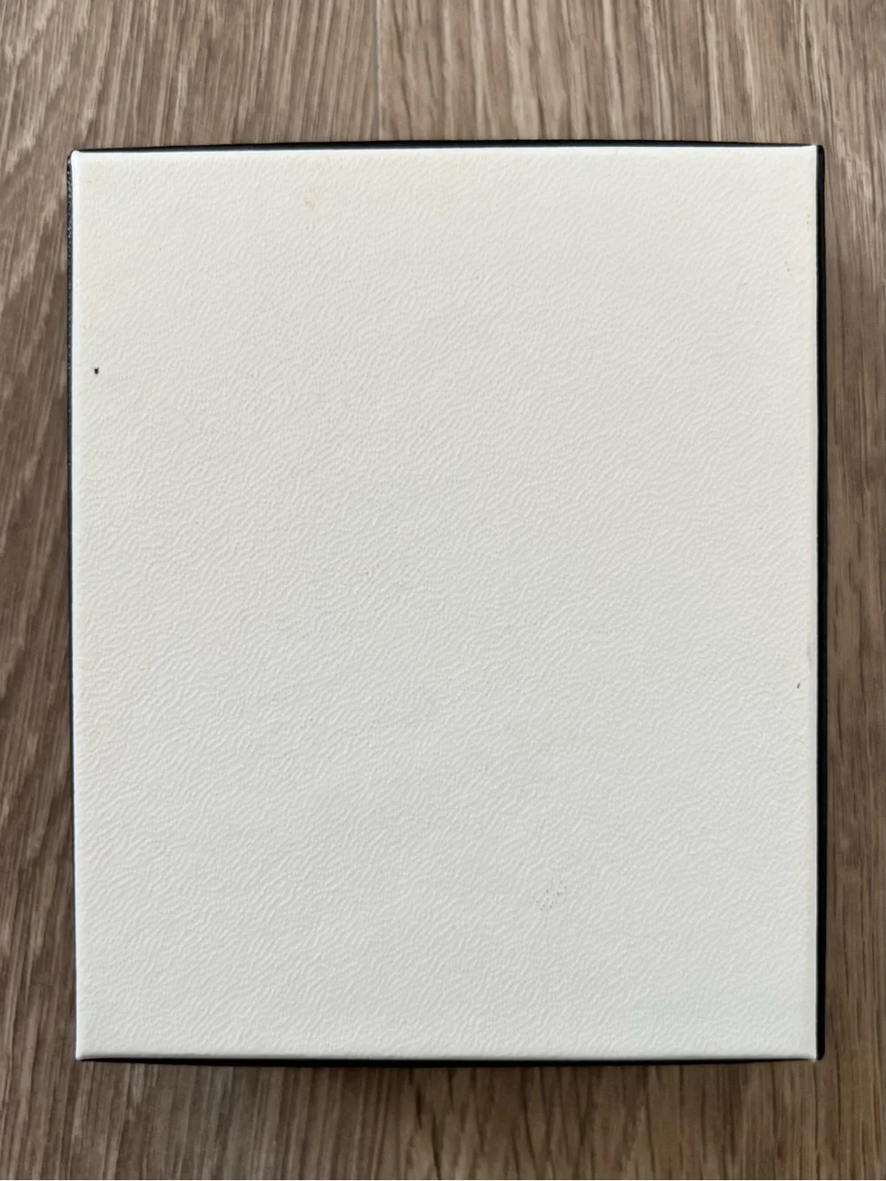 Chanel Box (BB340)